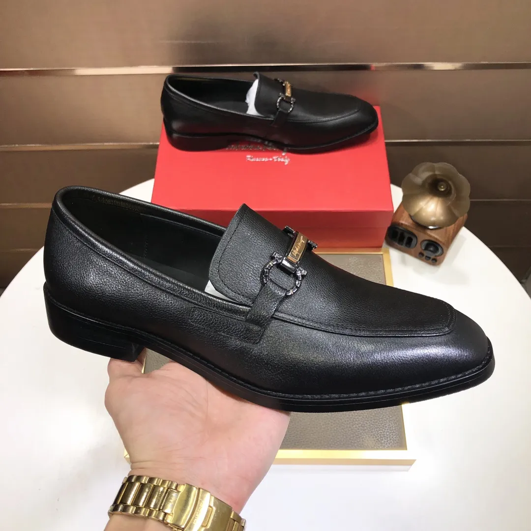 Men's shoes 💰540💰[Ferragamo/Ferragamo] (high-end Niuli) New 🍀 Ferragamo* - top version Ferragamo's classic formal leather shoes! Made of imported original cowhide, the inner top layer is comfortable cowhide lining! Original wear-resistant rubber outsole! High quality products! Code number 38-44!